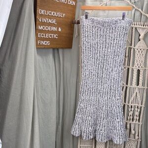 H&M Black& White Rib Knit Mermaid Maxi Skirt | Medium | NWT